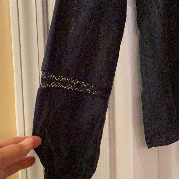 Women's Cotton Navy Blue Lace Top. Size Medium - Picture 3 of 12